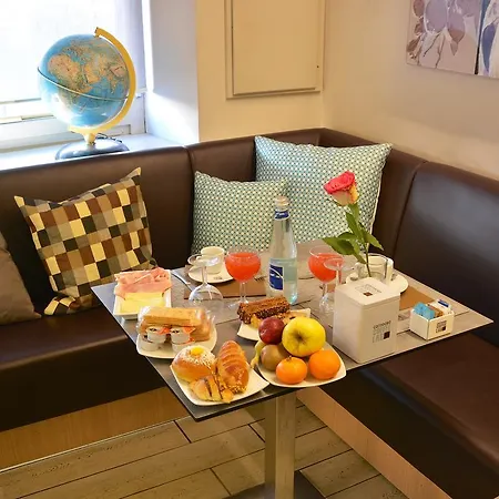 Bed & Breakfast Maison B Turin