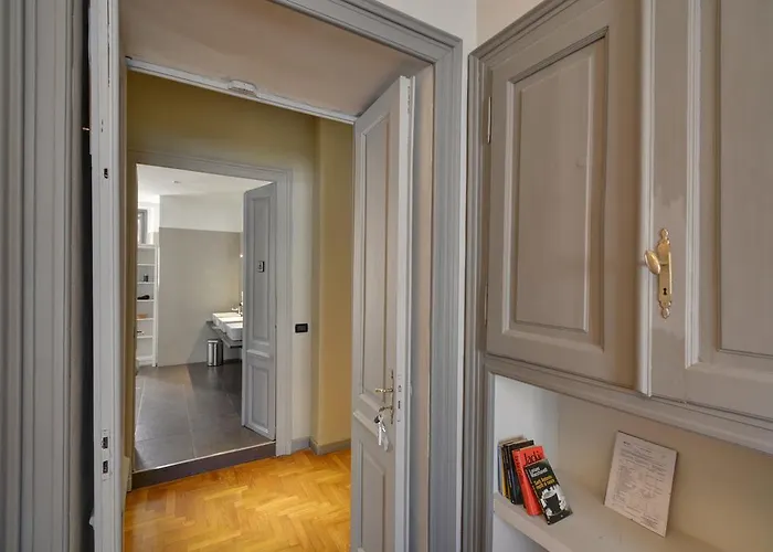 Maison B Bed & Breakfast *