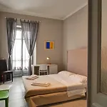 Maison B