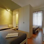 Maison B